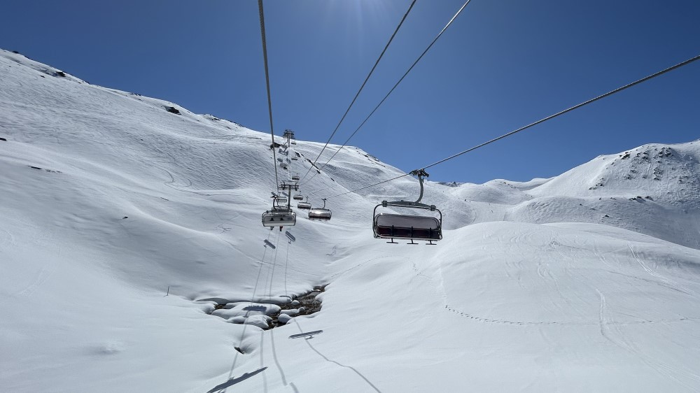 Met de lift naar de top van Méribel.